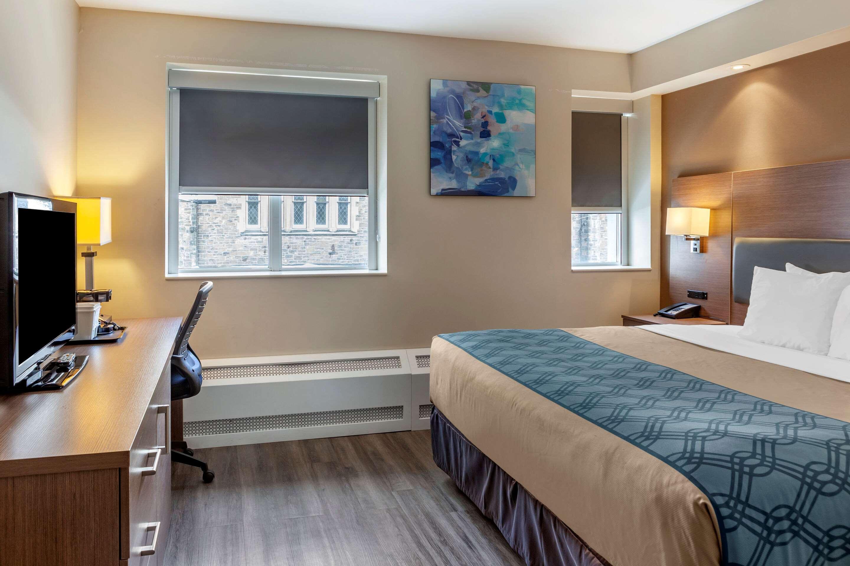 Econo Lodge Inn & Suites Downtown Toronto Exterior foto